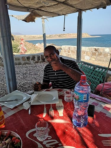 Hamed-en-visite-chez-Fato